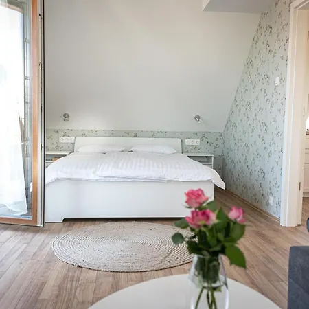 Szigligeti Mandula Kert