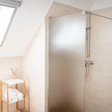 Apartment Szigligeti Mandula Kert Vendeghaz Szigliget