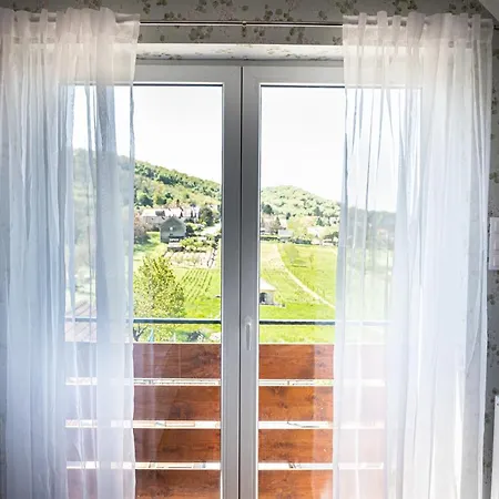 Apartment Szigligeti Mandula Kert Vendeghaz *