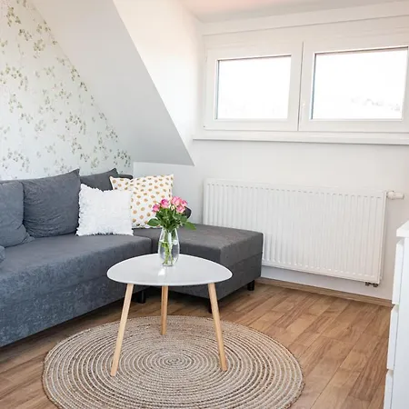 Szigligeti Mandula Kert Apartamento *